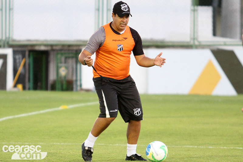 [10-01] PréTemporada - Treino coletivo - 19