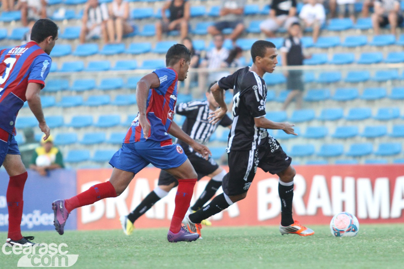 [10-03] Ceará 4 x 0 Tiradentes - 02 - 3
