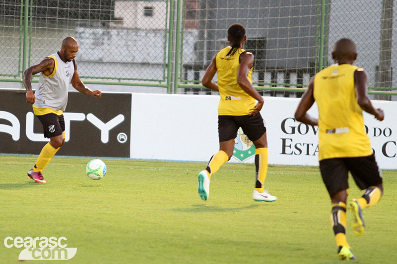 [10-01] PréTemporada - Treino coletivo - 21