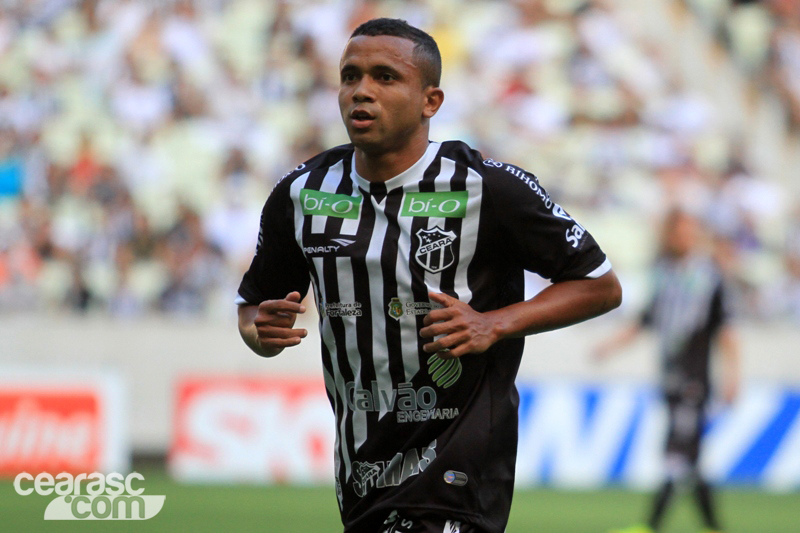 [12-10] Ceará 1 x 1 Paraná - 01 - 13