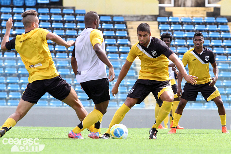 [11-01] PréTemporada - Treino coletivo - 8