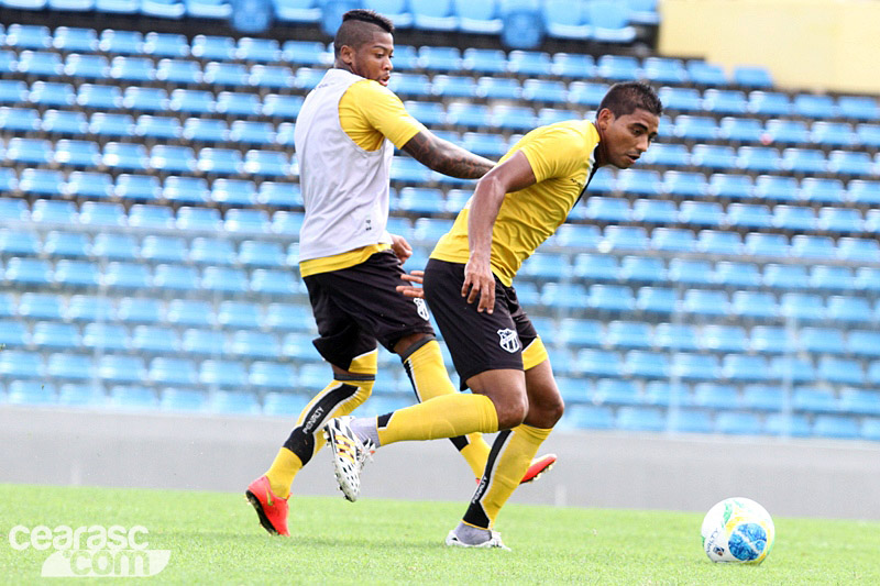 [11-01] PréTemporada - Treino coletivo - 10