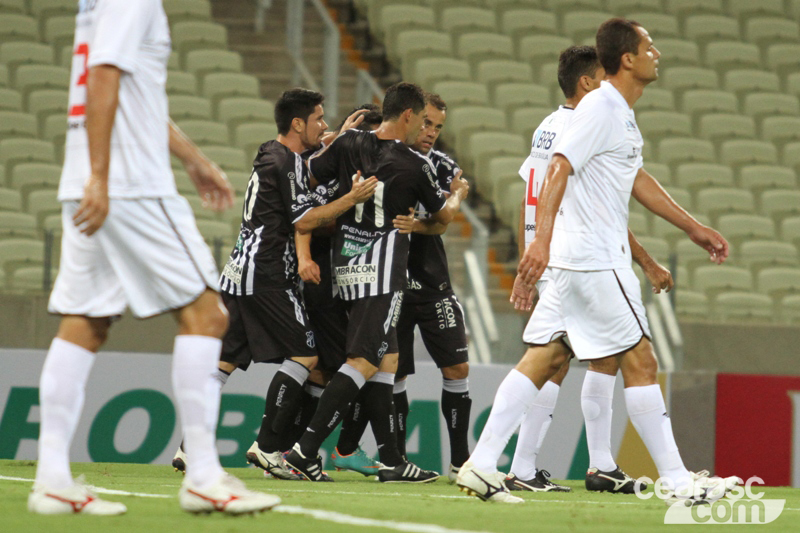 [10-04] Ceará 4 X 3 Ceilândia - 01 - 9