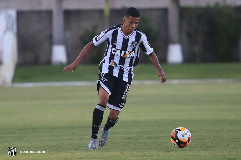 Sub 15 - Ceará 2 x 0 Tiradentes - 26