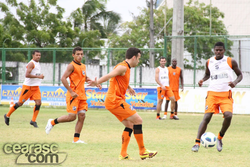 [14-10] Treino técnico-tático - 12
