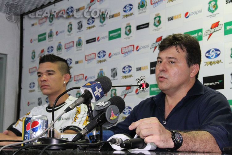 [15-06] Diguinho é apresentado - 3