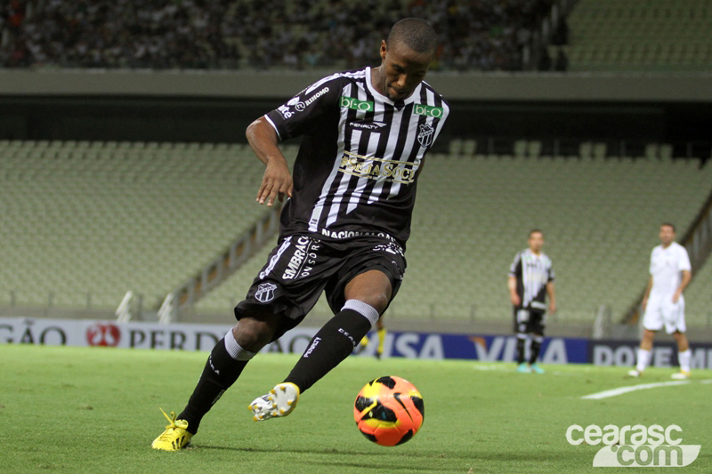 [10-04] Ceará 4 X 3 Ceilândia - 01 - 31