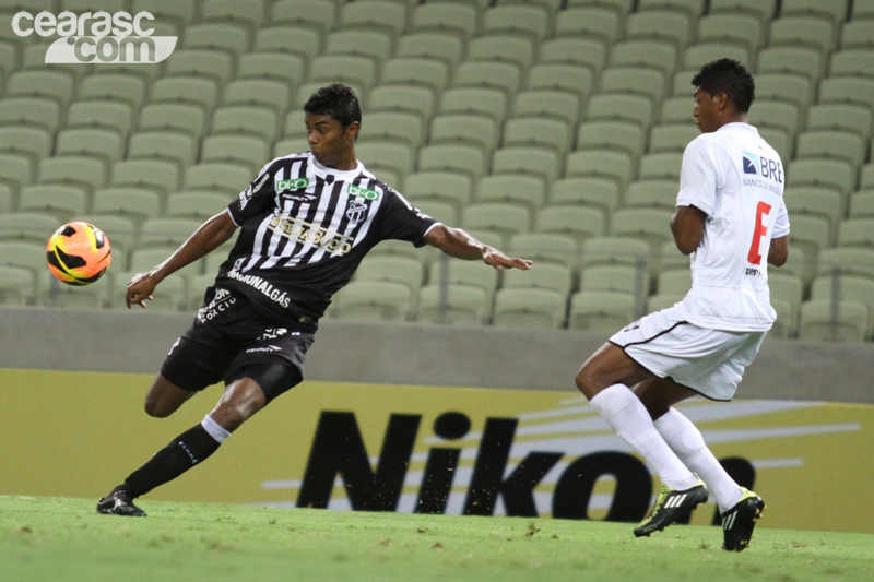 [10-04] Ceará 4 X 3 Ceilândia - 02 - 1