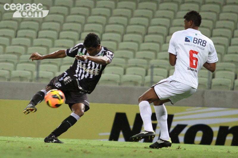 [10-04] Ceará 4 X 3 Ceilândia - 02 - 2