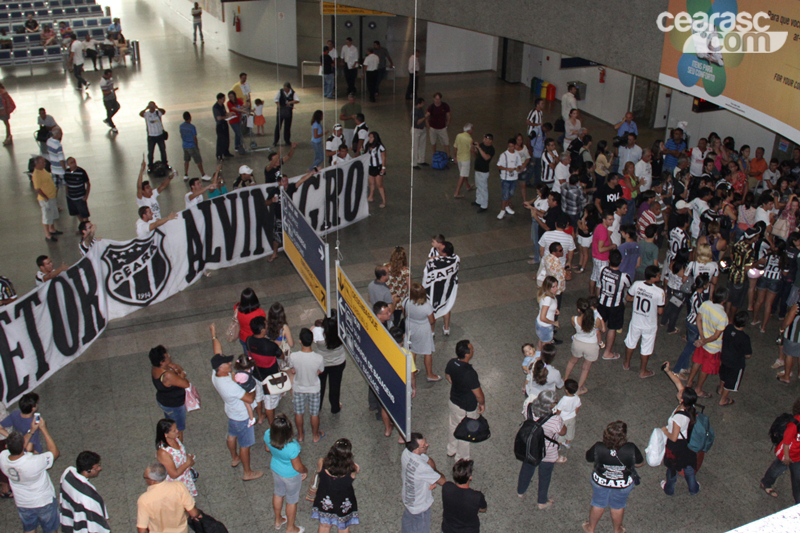 [20-11] Desembarque da equipe - 3