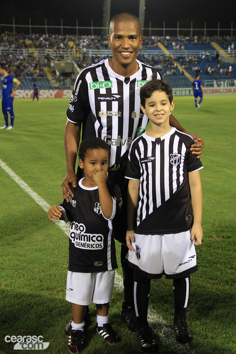 [06-09] Ceará 4 x 2 São Caetano - TORCIDA - 1