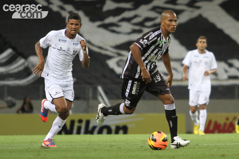 [10-04] Ceará 4 X 3 Ceilândia - 02 - 10