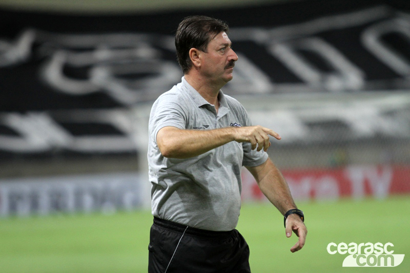 [10-04] Ceará 4 X 3 Ceilândia - 02 - 16