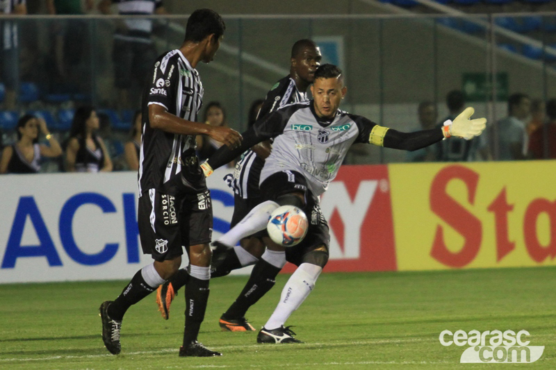[07-09] Ceará 4 x 2 São Caetano - 01 - 15