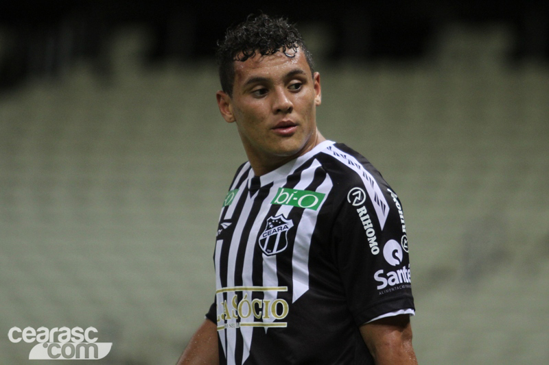 [10-04] Ceará 4 X 3 Ceilândia - 02 - 25