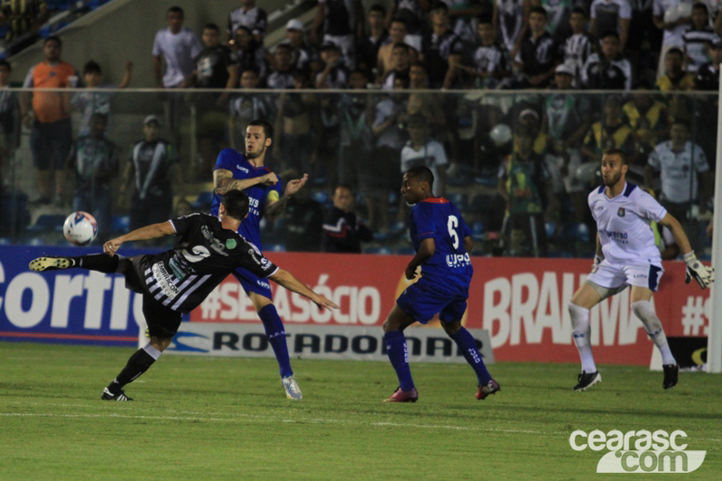 [07-09] Ceará 4 x 2 São Caetano - 01 - 16