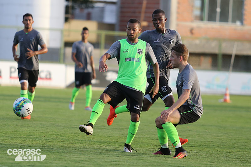 [04-01-2017] Treino Técnico + Tático - 23