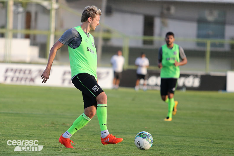 [04-01-2017] Treino Técnico + Tático - 24