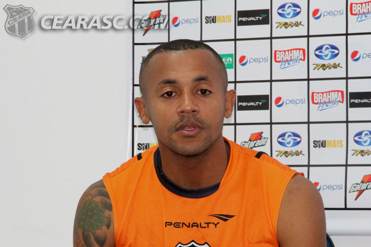 [16-06] Patrick é apresentado - 8