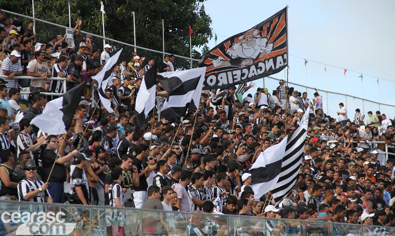 [25-03] Ceará x Fortaleza - TORCIDA-01 - 4