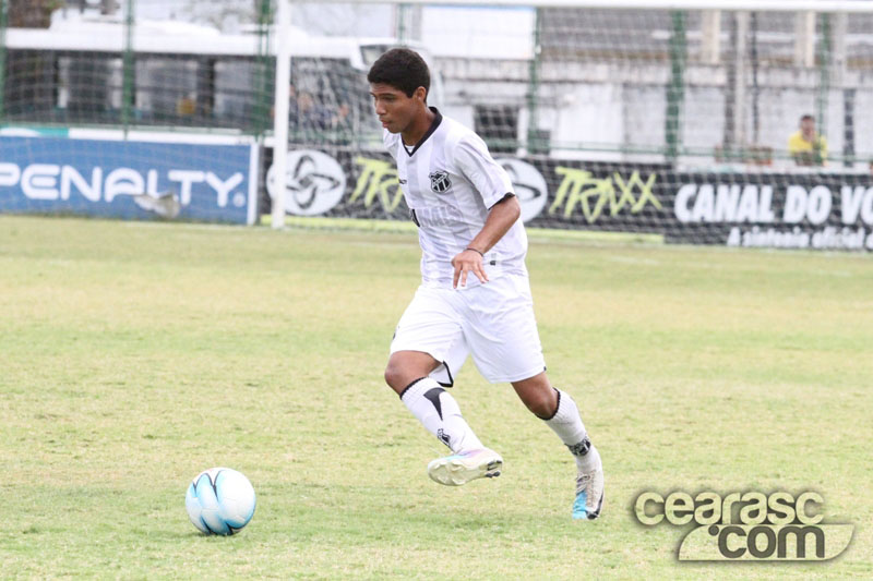 [16-10] Sub-15 Ceará 4 x 0 Aliança - 14