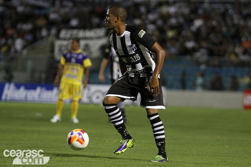 [15-01] Ceará 3 x 0 Itapipoca - 24