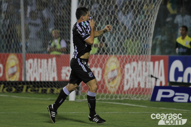 [07-09] Ceará 4 x 2 São Caetano - 01 - 25