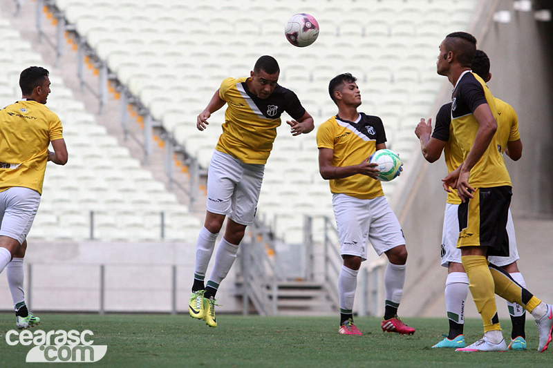 [21-08] Treino coletivo - Castelão - 8