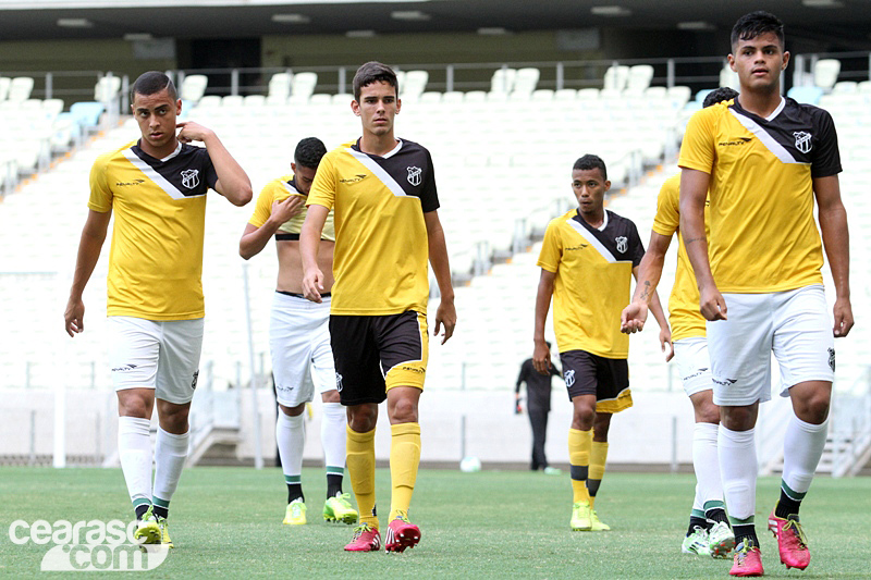 [21-08] Treino coletivo - Castelão - 10