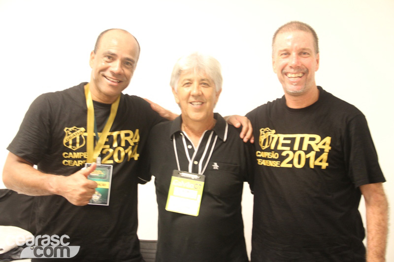 [23-04] Ceará 0 x 0 Fortaleza - Comemoração - Vestiário - 54