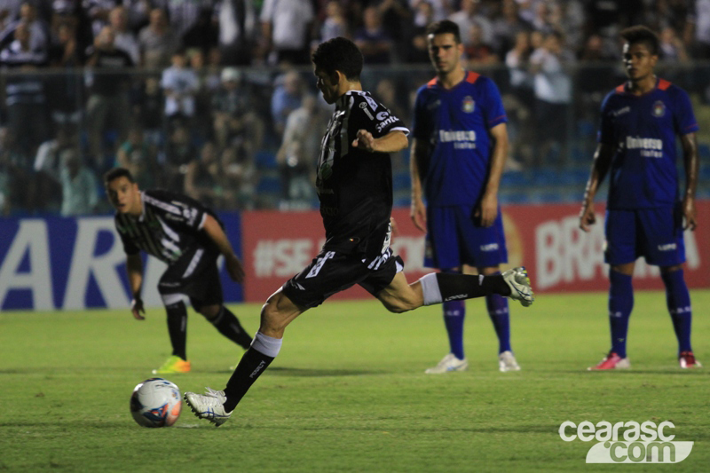 [07-09] Ceará 4 x 2 São Caetano - 02 - 6