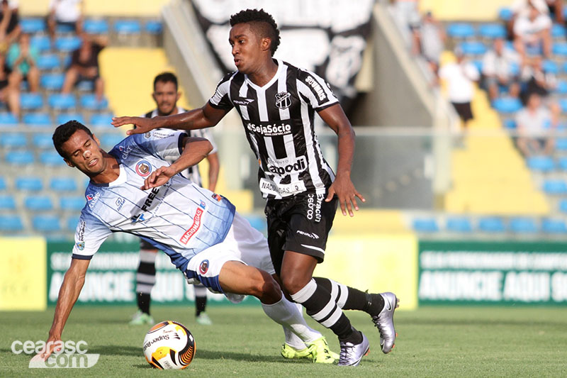 [06-02] Ceará 2 x 0 Tiradentes - 24