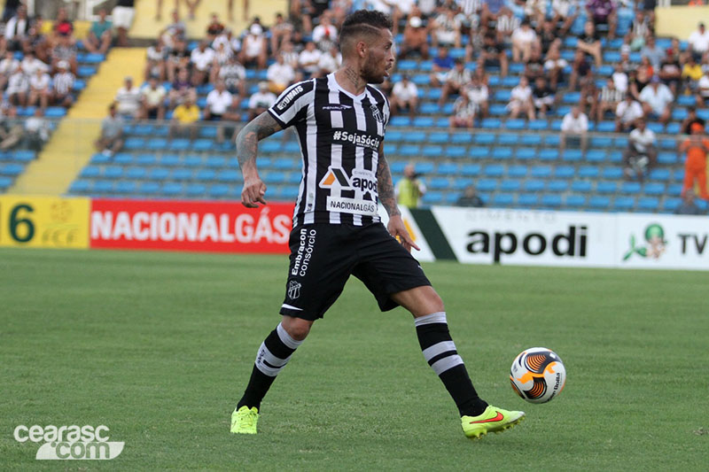[06-02] Ceará 2 x 0 Tiradentes - 29
