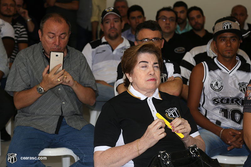 [15-03-2017] Reunião com grupo de torcedores - 10