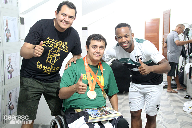 [22-08] Mesatenista David Freitas visita sede - 16