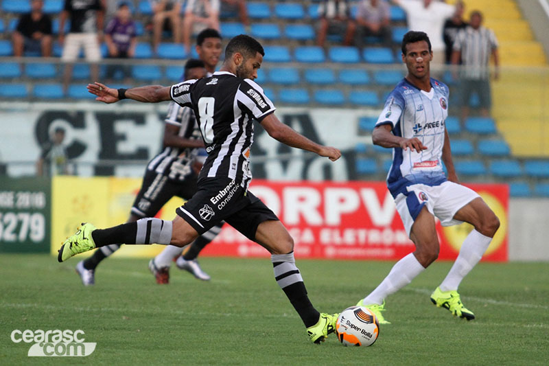 [06-02] Ceará 2 x 0 Tiradentes - 35