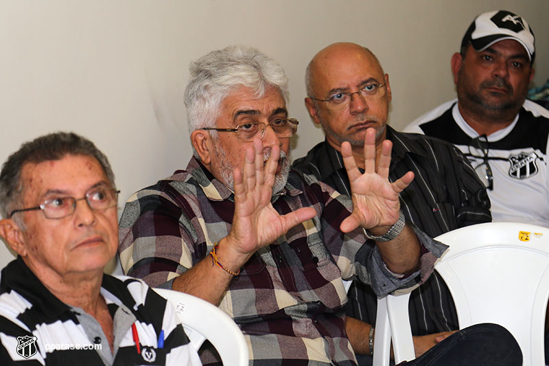 [15-03-2017] Reunião com grupo de torcedores - 21
