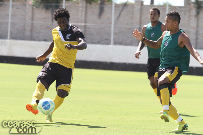 [05-07] Treino coletivo - Cidade Vozão - 14