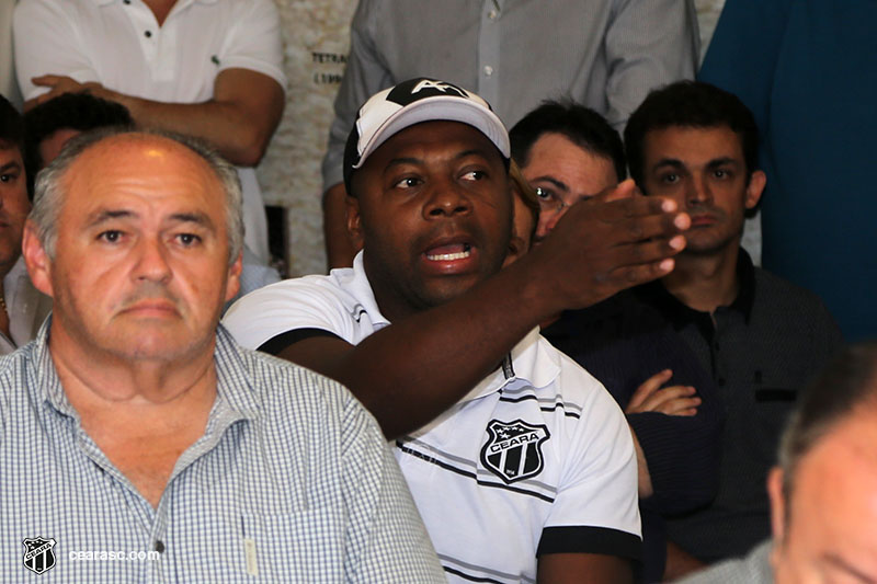 [15-03-2017] Reunião com grupo de torcedores - 25