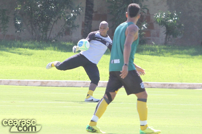 [05-07] Treino coletivo - Cidade Vozão - 20