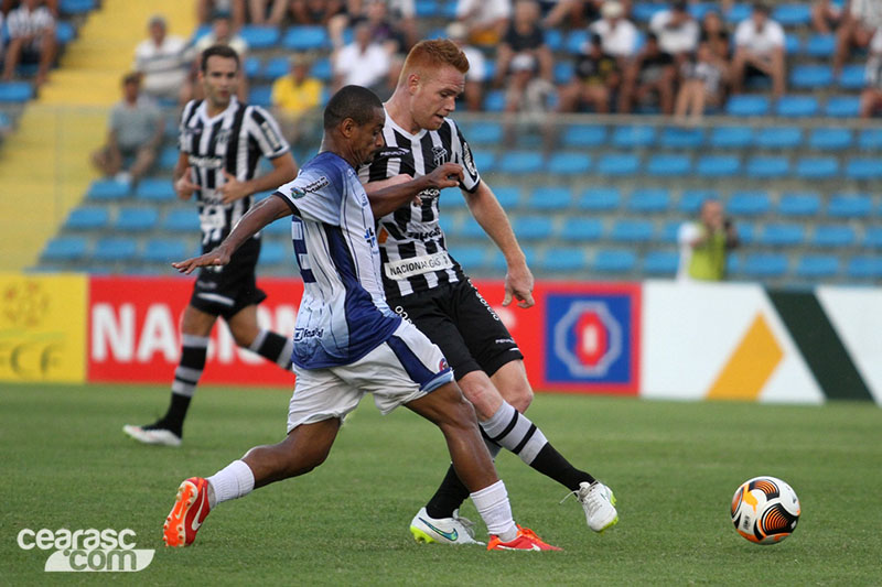 [06-02] Ceará 2 x 0 Tiradentes - 37