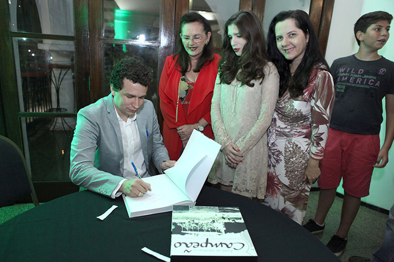 [13-01] Lançamento do Livro - Pedro Mapurunga - 38