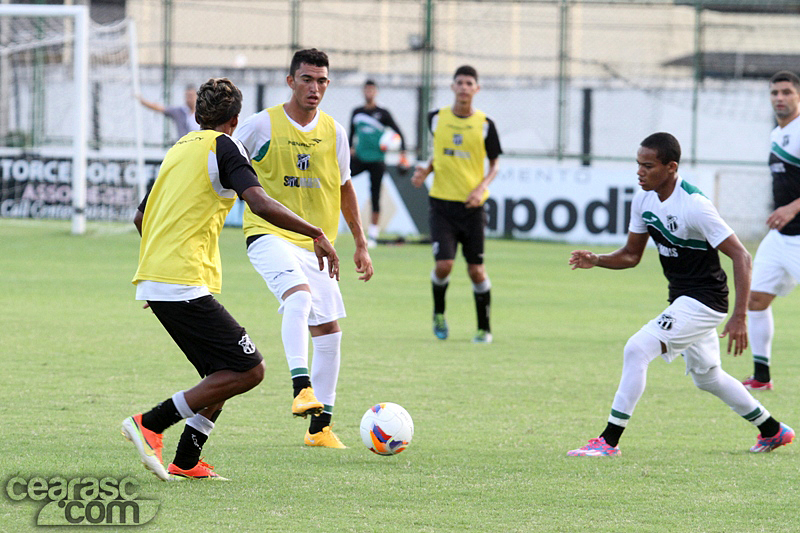 [20-03] Treino técnico + tático - 22