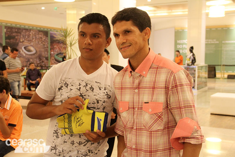 [20-02] Foot fame homenagea Magno Alves - 45