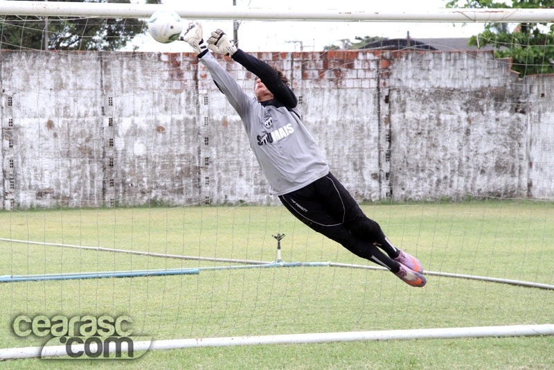 [19-10] Sub-20 - Treino físico e técnico - 15