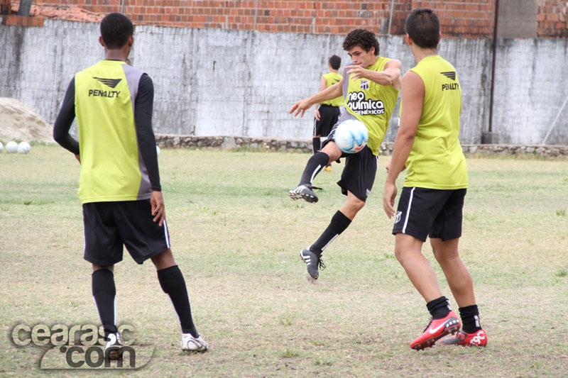 [19-10] Sub-20 - Treino físico e técnico - 18