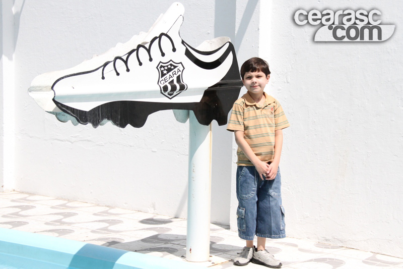[03-09] Pedro Guilherme visita o clube - 18
