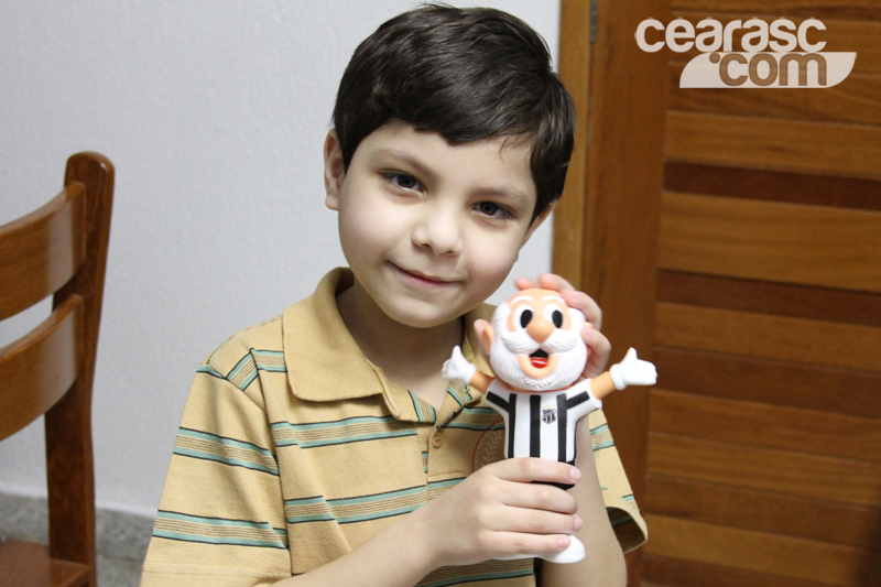 [03-09] Pedro Guilherme visita o clube - 25