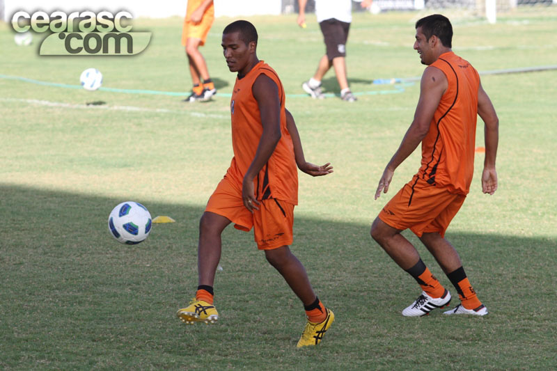 [19-10] Treino Coletivo - Finalizações - 9