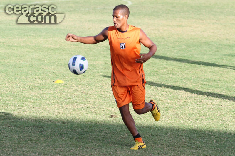[19-10] Treino Coletivo - Finalizações - 12